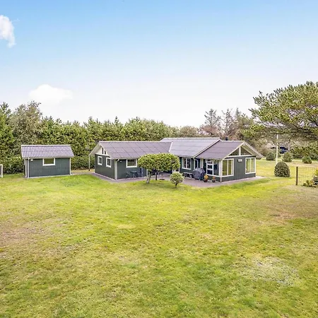 Four-bedroom Holiday In Feriehus